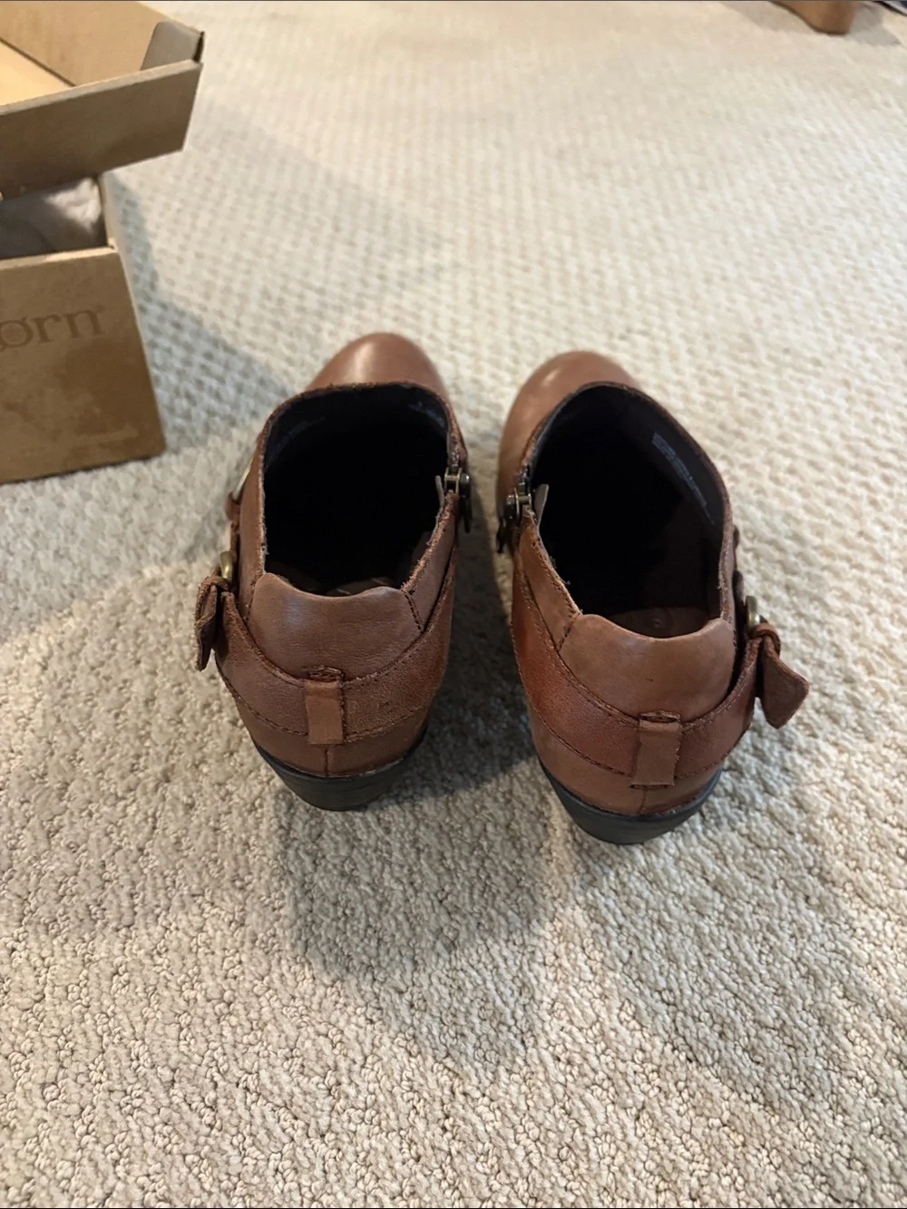 Born slip upper